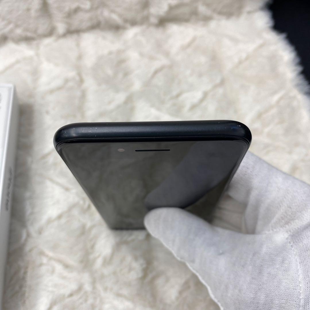 Apple iPhone SE 256GB ブラック