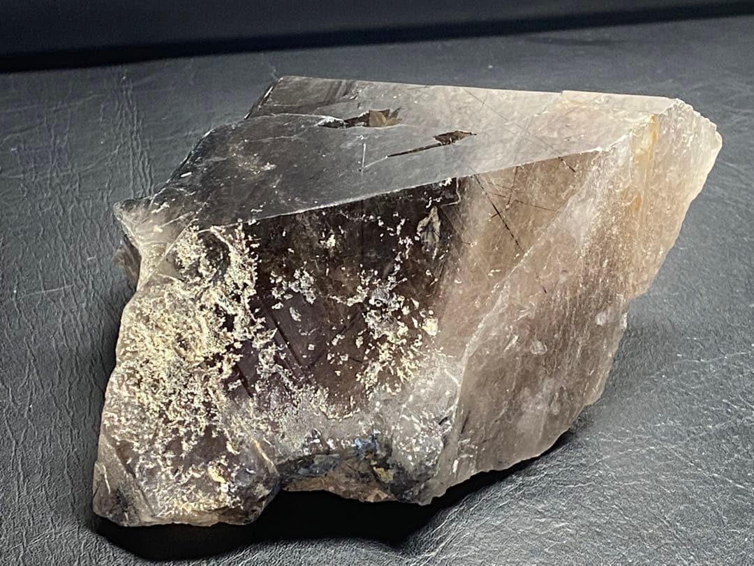 ブルー　ザギマウンテンクォーツ　ザギ水晶　754gラビカイト入り