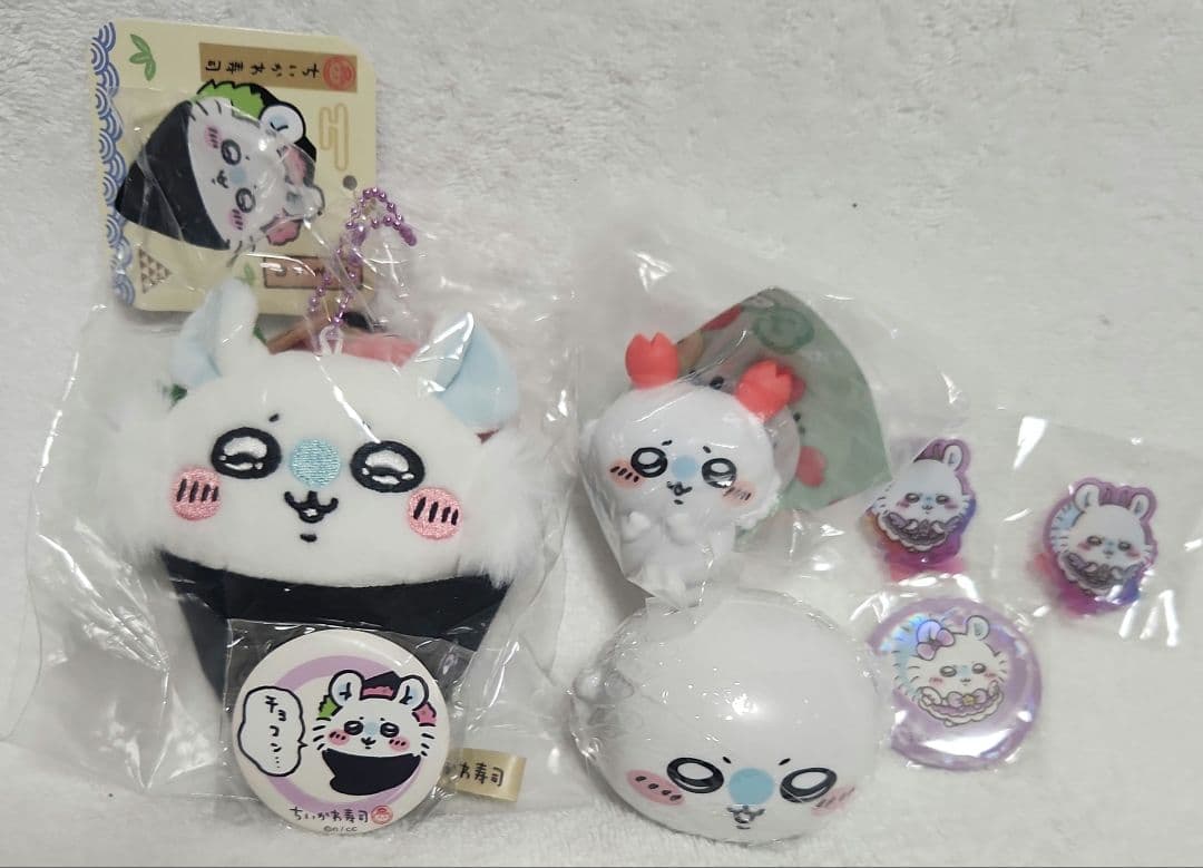 ちいかわ【モモンガ】ぬいぐるみ マスコット缶バッジ他セット
