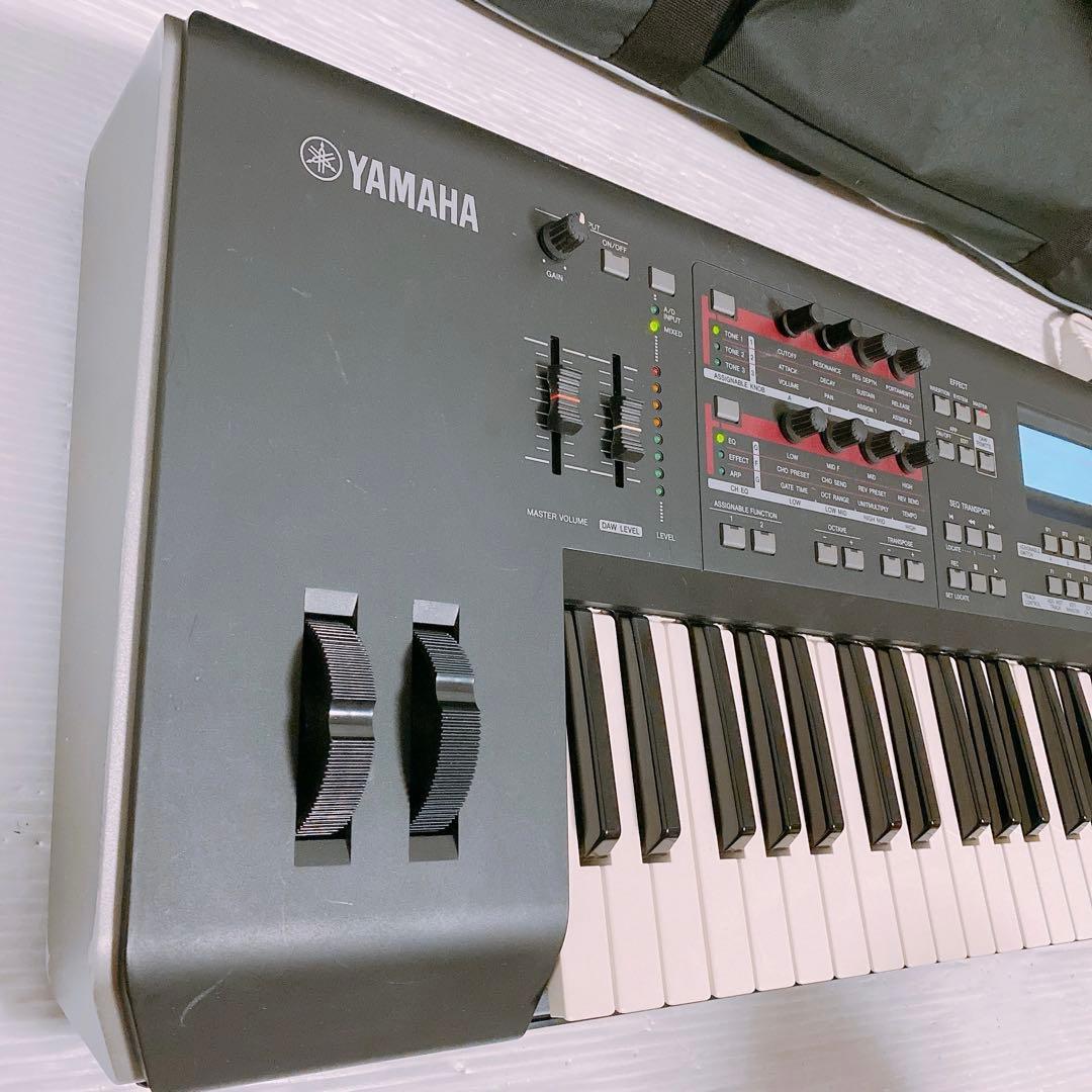 YAMAHA MOX6 シンセサイザー
