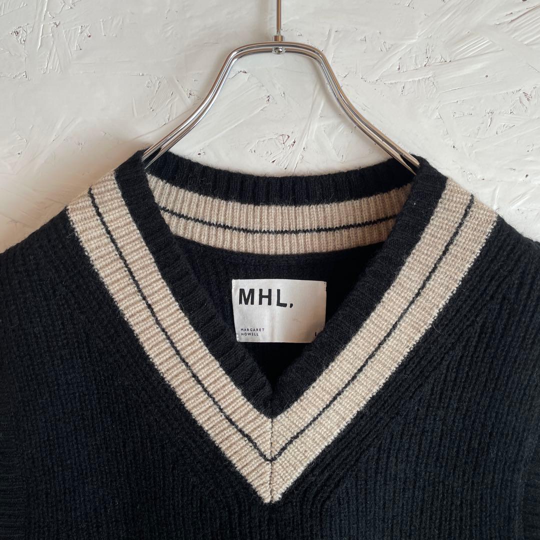2024AW【MHL.】ウールニットVネックニットベスト　黒　L
