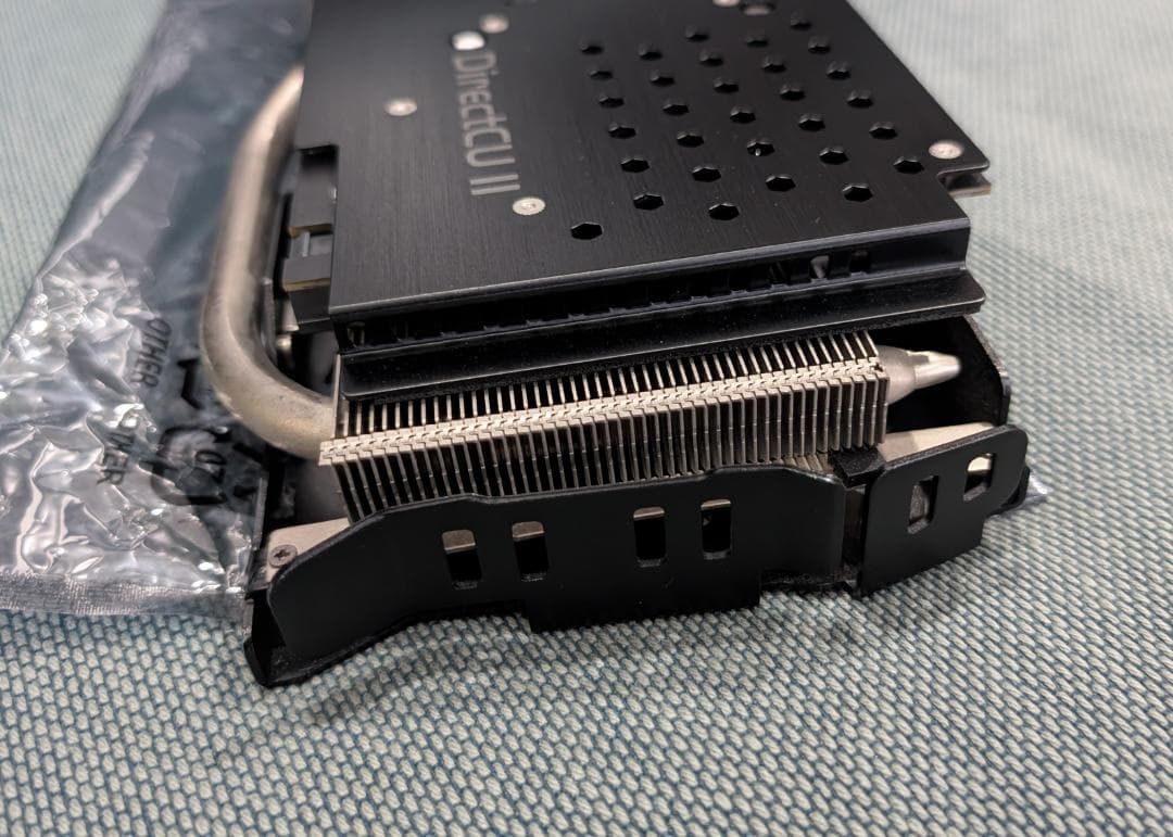 ASUS STRIX GeForce GTX 970 4GB グラフィックボード