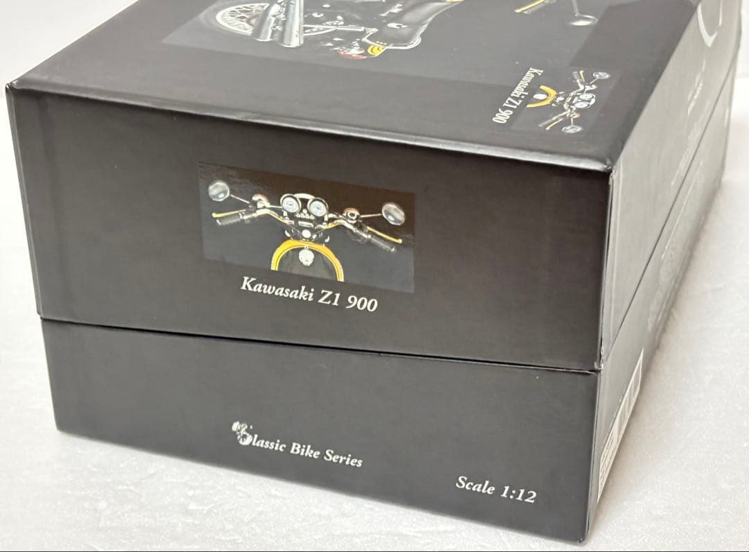 ミニチャンプス　オートバイ 1/12 Kawasaki Z1 900