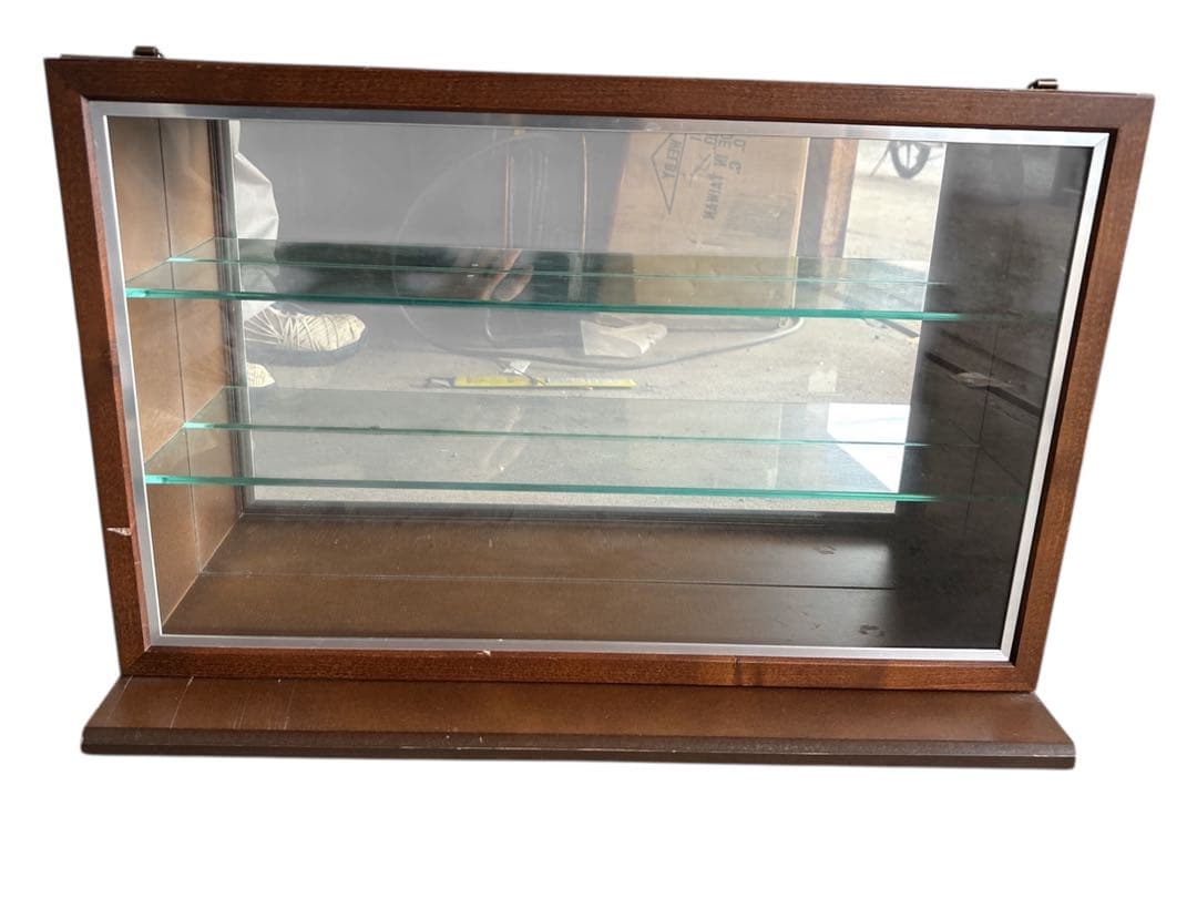 木製フレームのガラスケース　カルトーネ AL-A 塩川光明堂