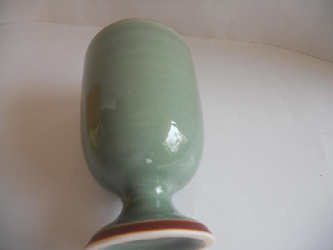 馬上盃 王地山焼 青磁 盃 新品 未使用 保管品 です。