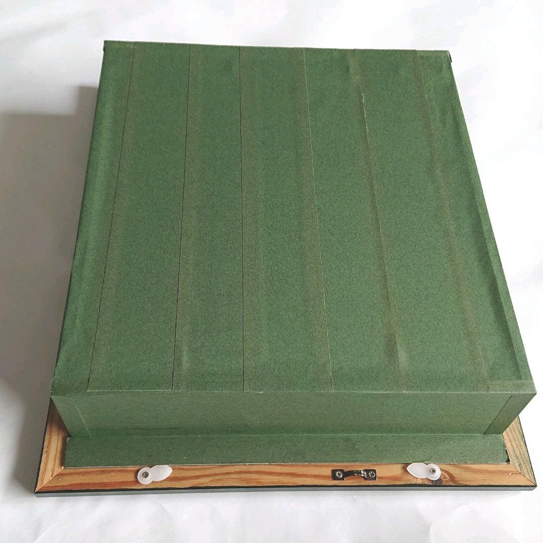 大幅値下げしました   新品  シャドーボックス  完成品