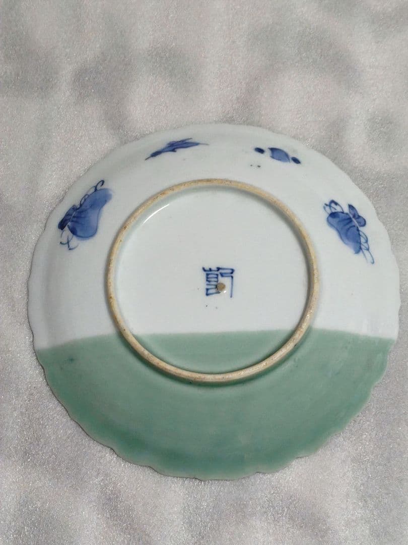 古伊万里　青磁　染付　風景皿　中皿　骨董　輪花形