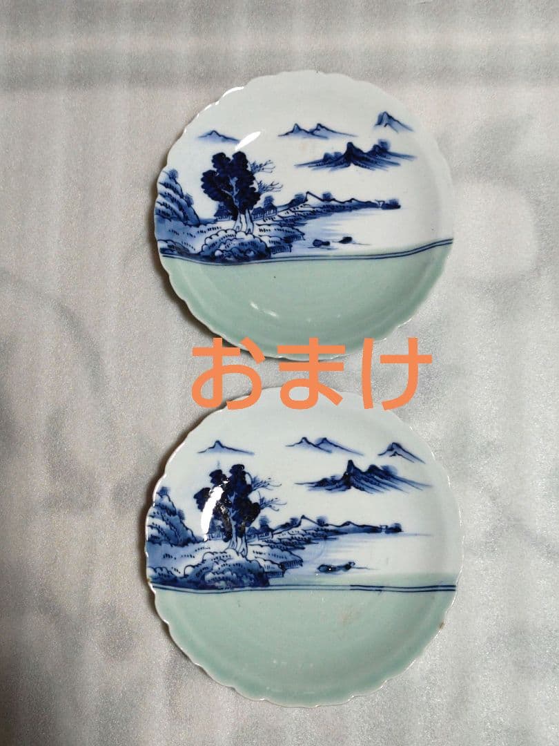 古伊万里　青磁　染付　風景皿　中皿　骨董　輪花形