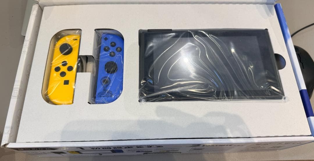 新品未使用 Nintendo Switch フォートナイト スイッチ コードなし