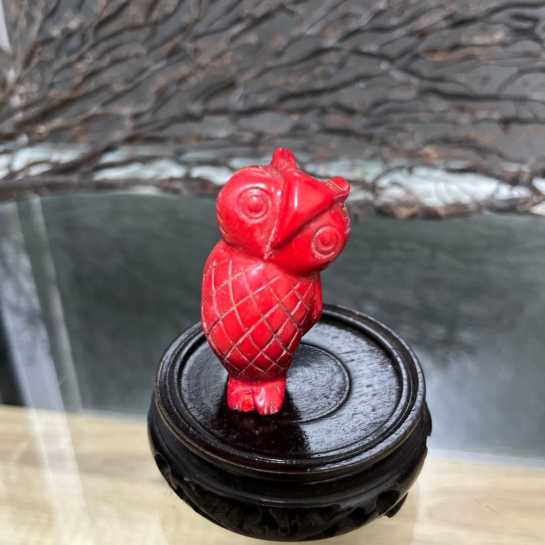骨董　工芸細工　血赤珊瑚　山珊瑚　梟　フクロウ　モチーフ　根付　御守り