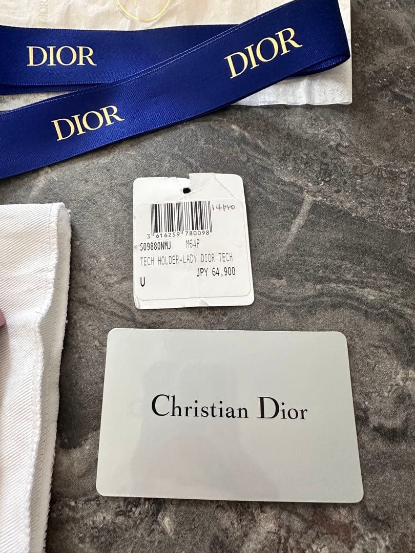 Christian Dior キルティングiPhone14Proケース