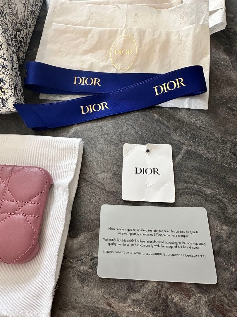 Christian Dior キルティングiPhone14Proケース