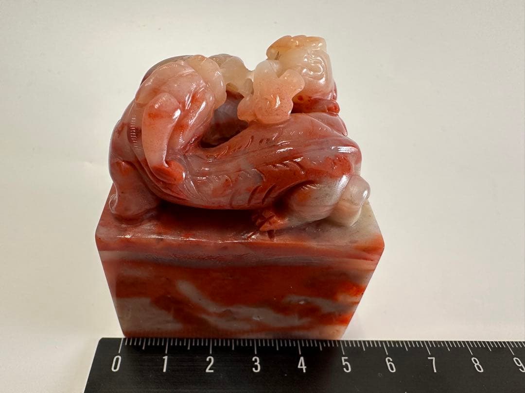 【螭虎献芝】大印面高級ラオス石　手彫り　篆刻　書道　印材　落款　遊印　雅号印箱付