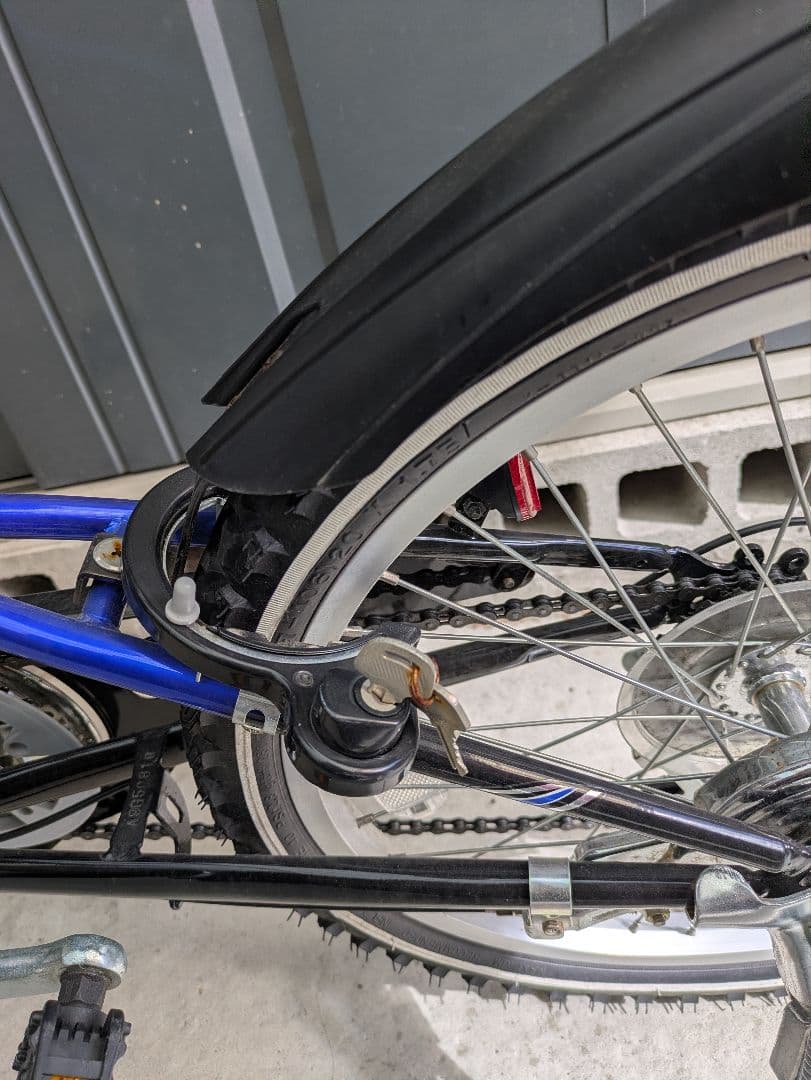 青い子供用自転車 PROGEAR 20インチ　引取り限定　限定値下げ