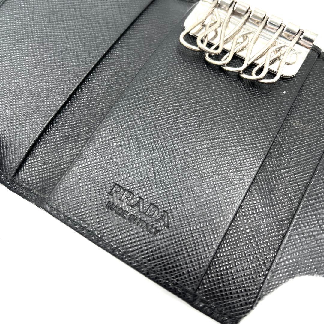 【美品】プラダ 6連 キーケース 三角ロゴ サフィアーノレザー ユニセックス 黒
