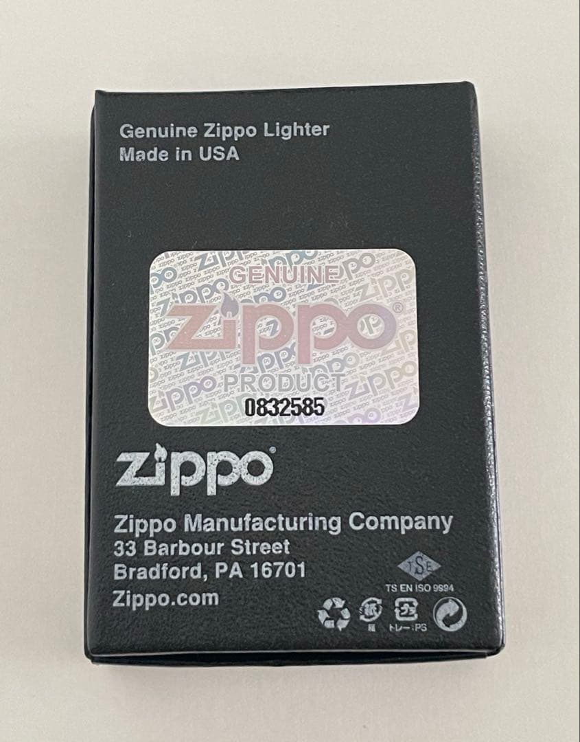 【進撃の巨人】 調査兵団　zippo 300個限定シリアルナンバー入り　特典付き