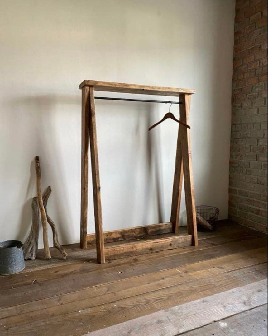 貴重　特別価格　数量限定　古材　ハンガーラック　無垢材　シンプル　ディスプレイ