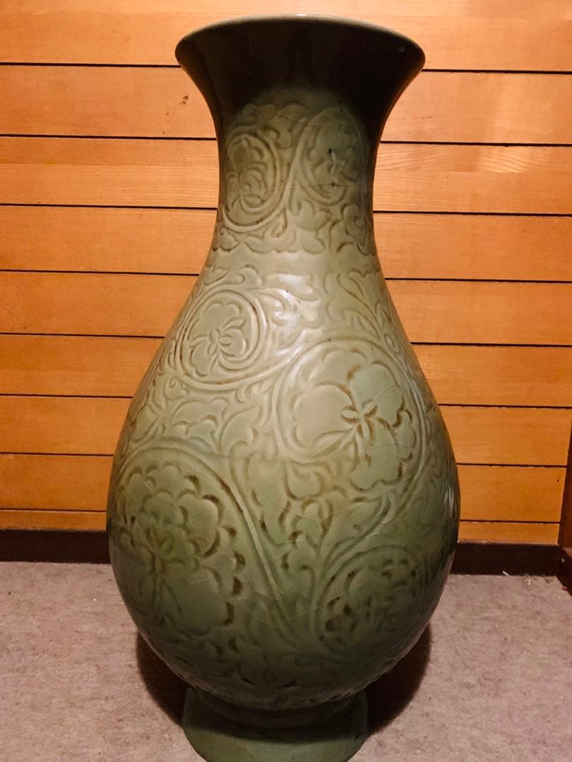 中国清時代竜泉窯大花瓶