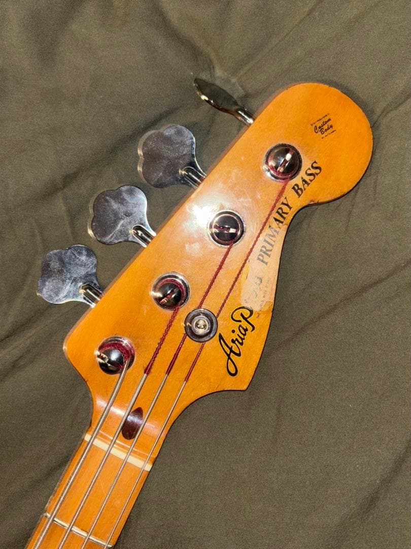 つ*も様 コンポーネント　プレシジョンベース　TOKAI hard punche