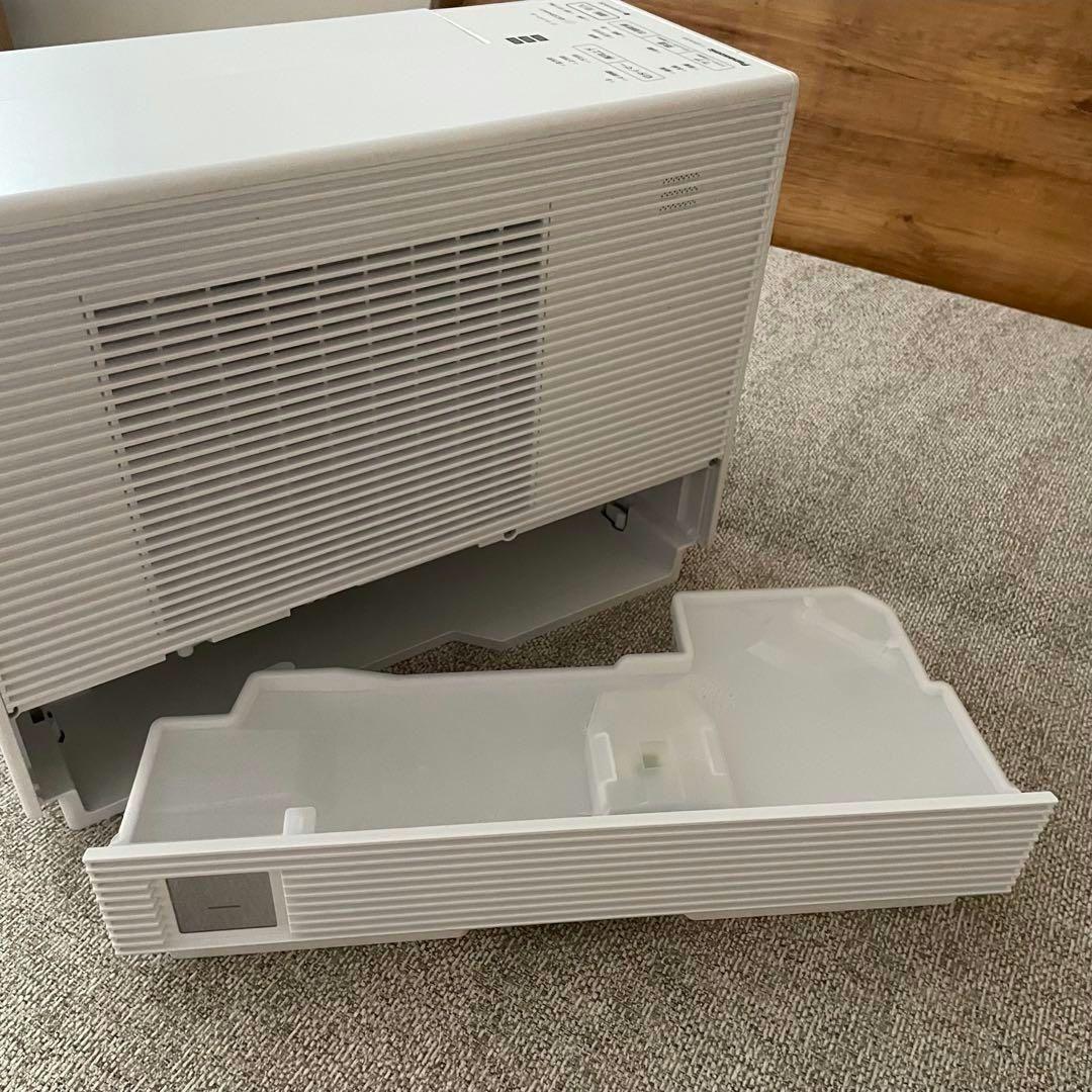 Panasonic 除湿機 F-YZVXJ60 ホワイト 22年製