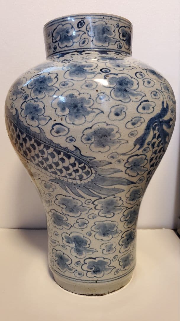 朝鮮美術　李朝　白磁染付　雲龍紋様　大壺