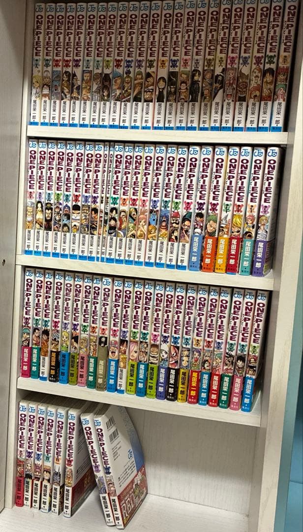 ONE PIECE ワンピース 1〜104巻セット+映画館零巻、七七七巻