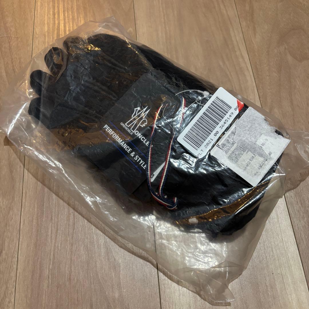 モンクレール　グローブ　手袋　サイズM