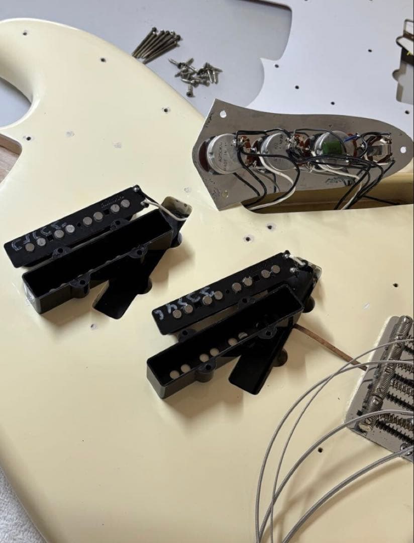 Fender japan JB62-75US上位モデル USピックアップ