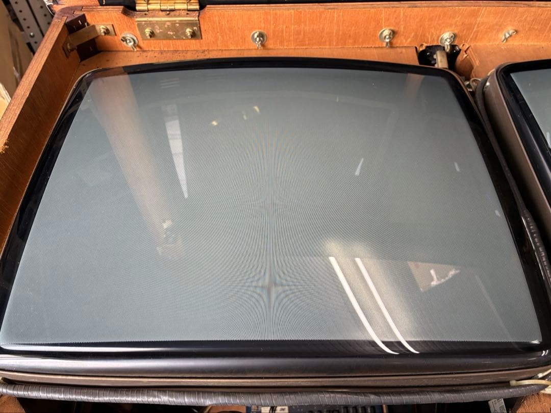 ブラウン管19インチモニター、モニター基板1式　TOEI TC-HV192