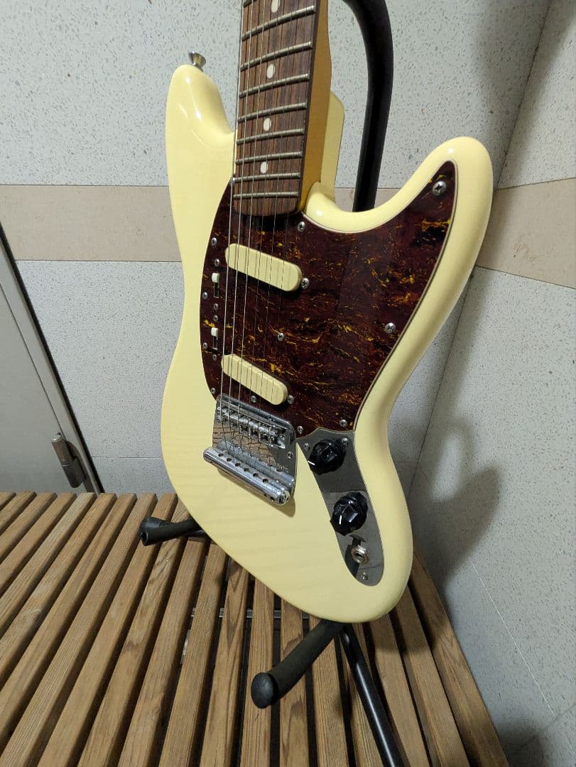 Squier Classic Vibe Mustang フェンダームスタング