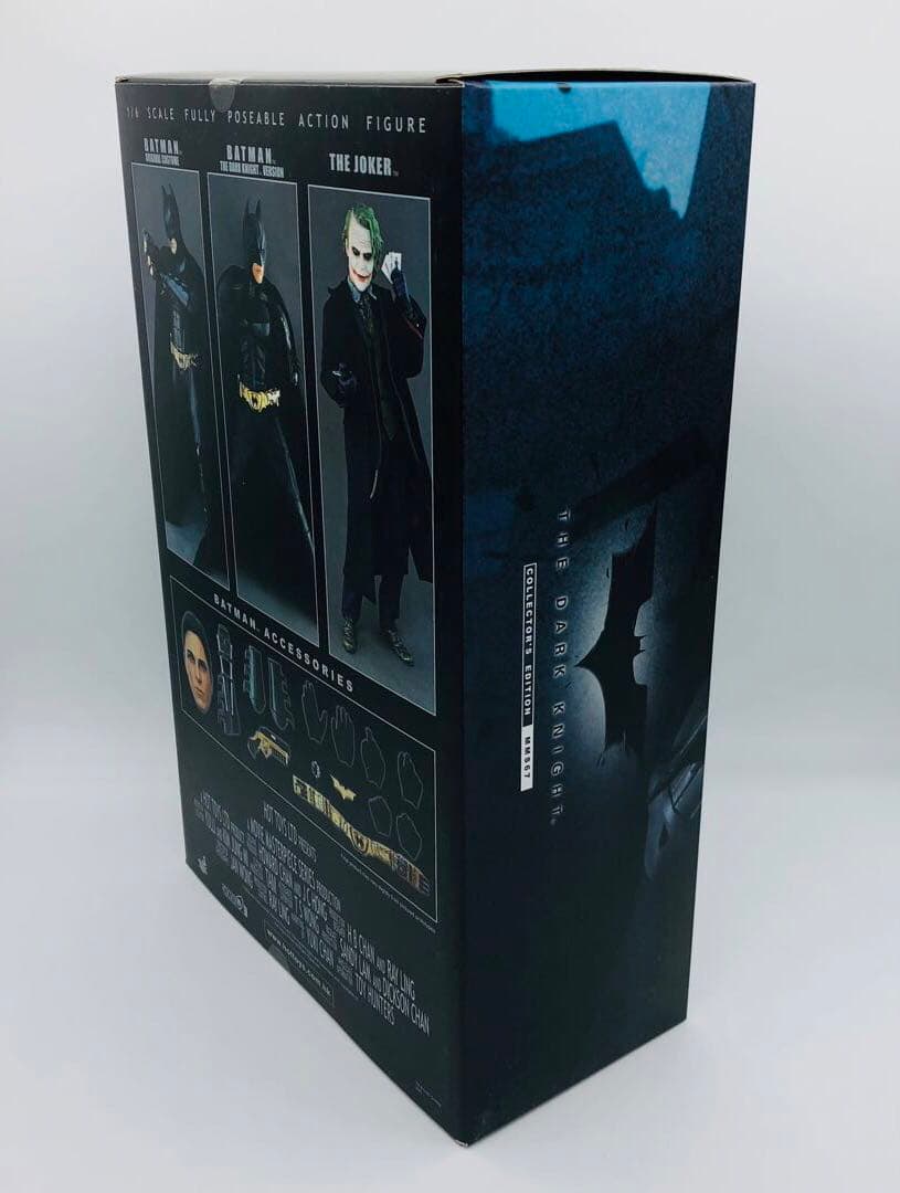 ホットトイズ MM067 バットマン ダークナイト オリジナルコスチューム