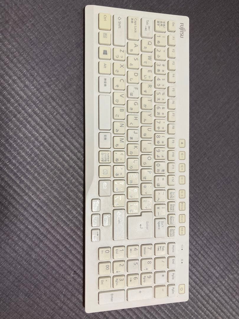 一体型パソコン　富士通FMV ESPRIMO FH53/YD