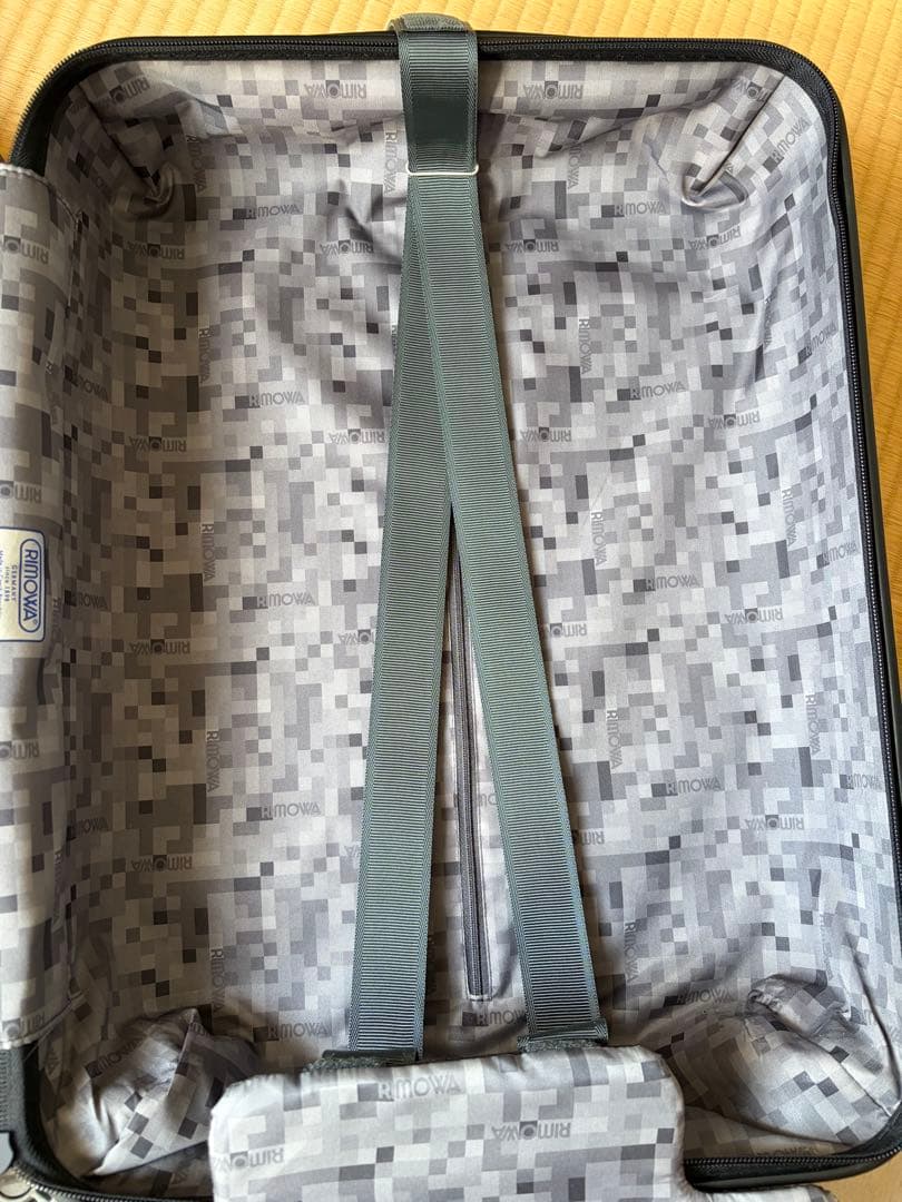 RIMOWAリモワ サルサ 4輪マルチホイール 機内持ち込み マットネイビー