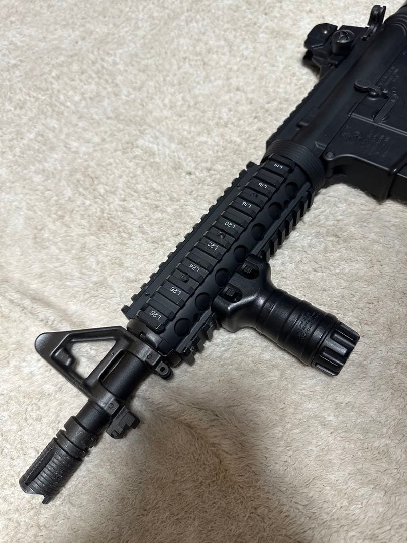 東京マルイ 次世代電動ガン M4A1 CQB-R