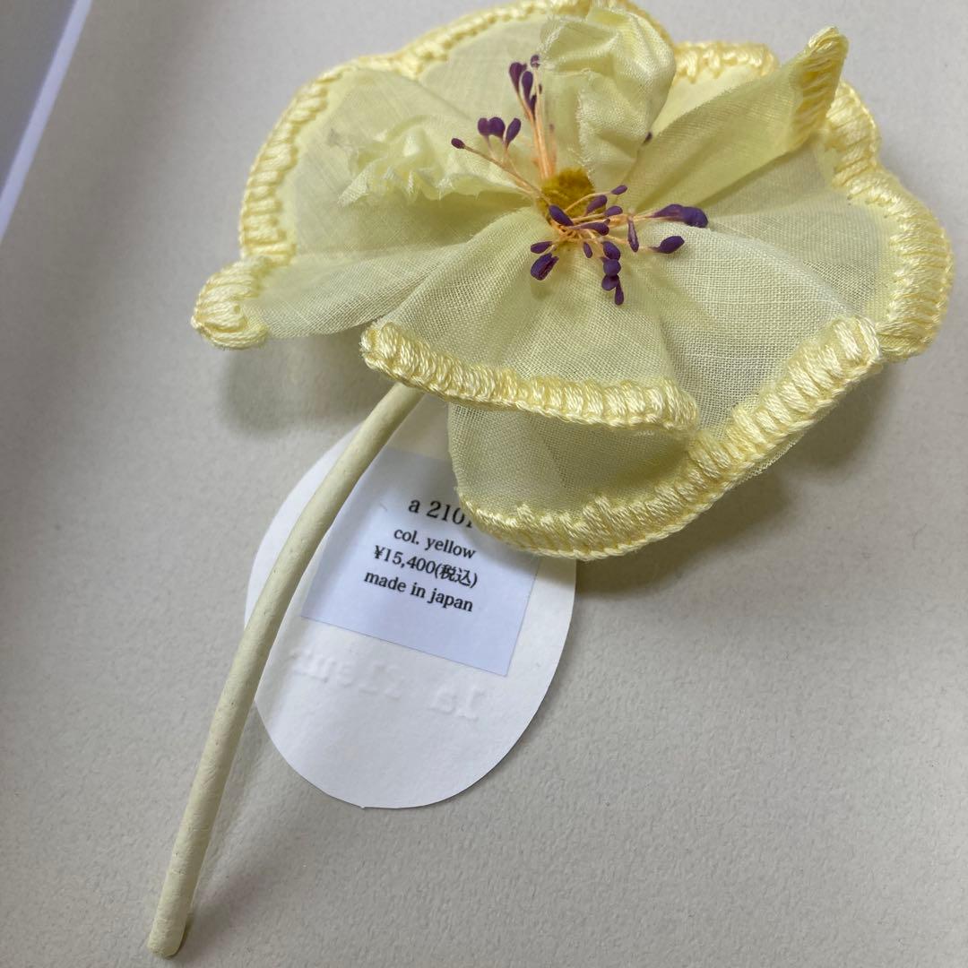 la fleur ミナペルホネン コサージュ