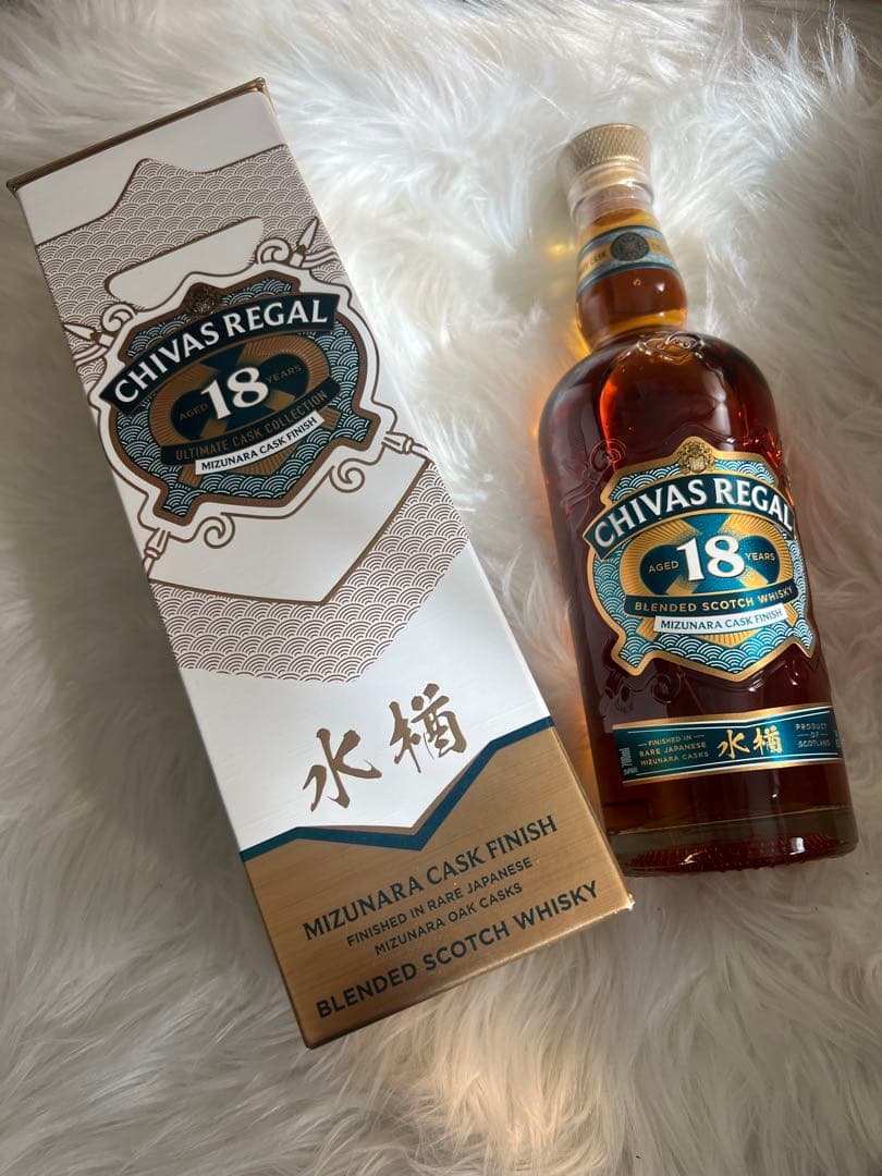 CHIVAS REGAL 18年　水楢 750ml