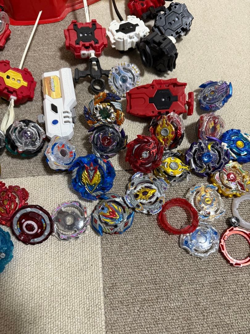 ベイブレード　セット　無限ベイスタジアム