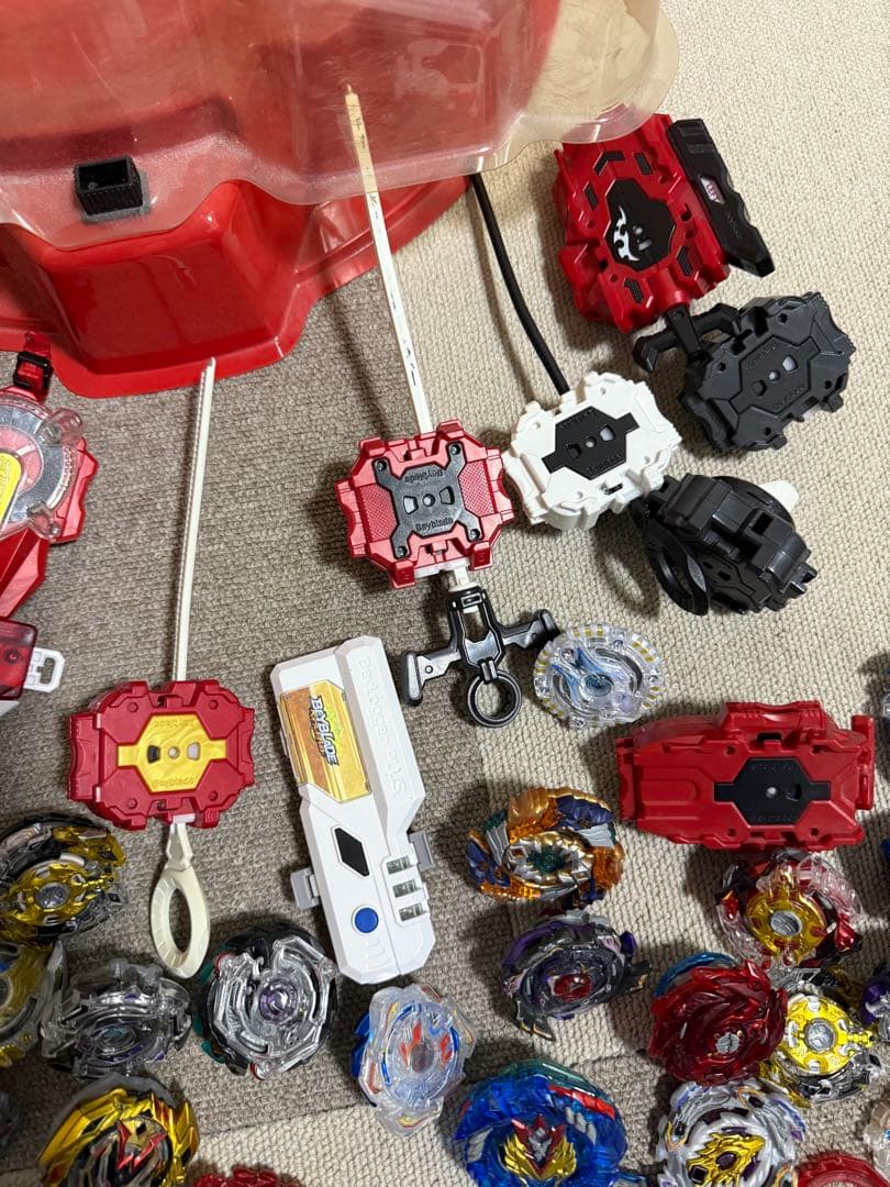 ベイブレード　セット　無限ベイスタジアム