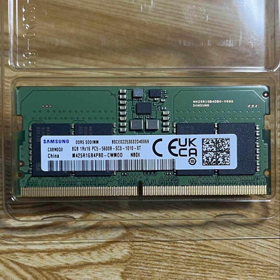 Samsung 8GB DDR5 SO-DIMM メモリー