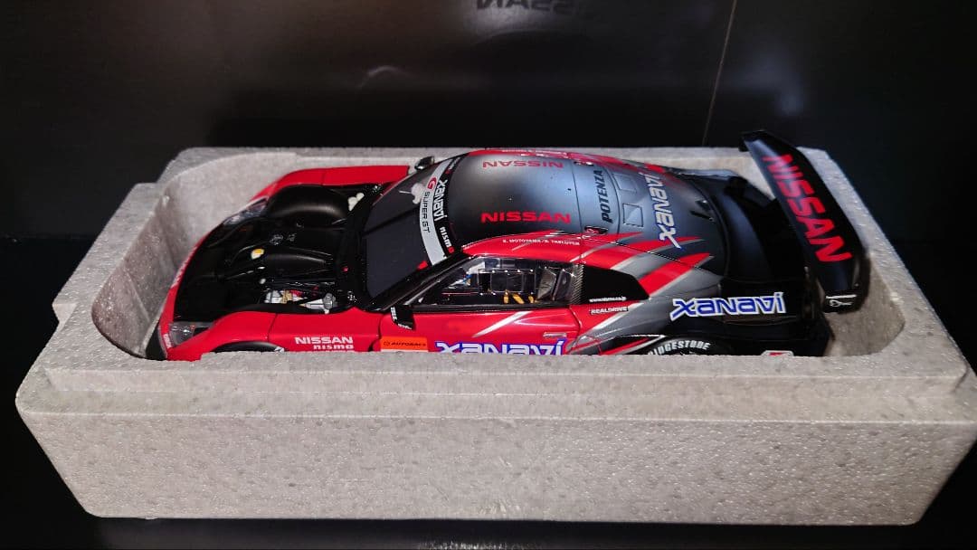 autoart 1/18 日産 GT-R Xanavi Nismo 2008