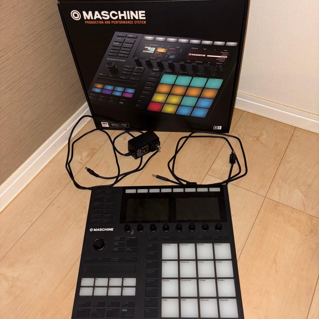 MASCHINE MK3プロダクションシステム 本体