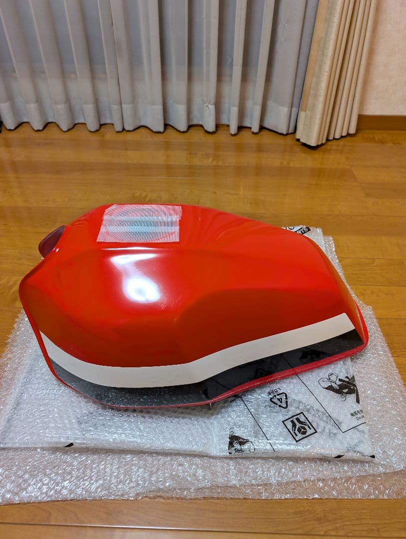 ZRX400タンク　フロントフェンダー、リアカウル