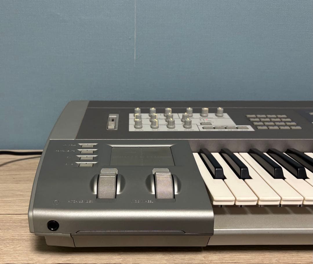 【動作良好】KORG Z1 シンセサイザー 物理モデリング MOSS音源