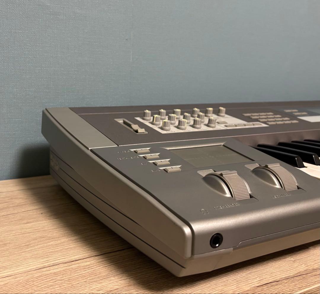 【動作良好】KORG Z1 シンセサイザー 物理モデリング MOSS音源