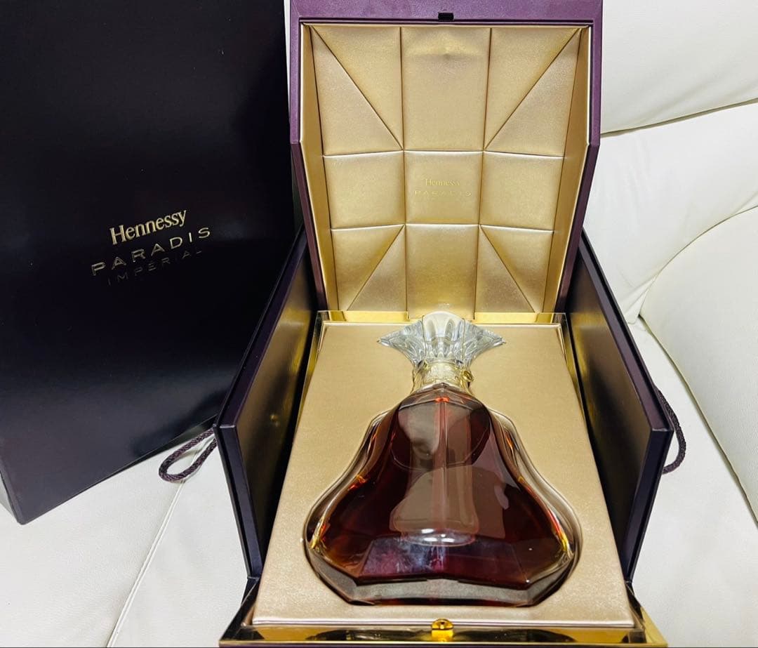 ヘネシー パラディ　アンペリアル　クリスタルボトル 冊子・化粧箱・外箱付！正規品