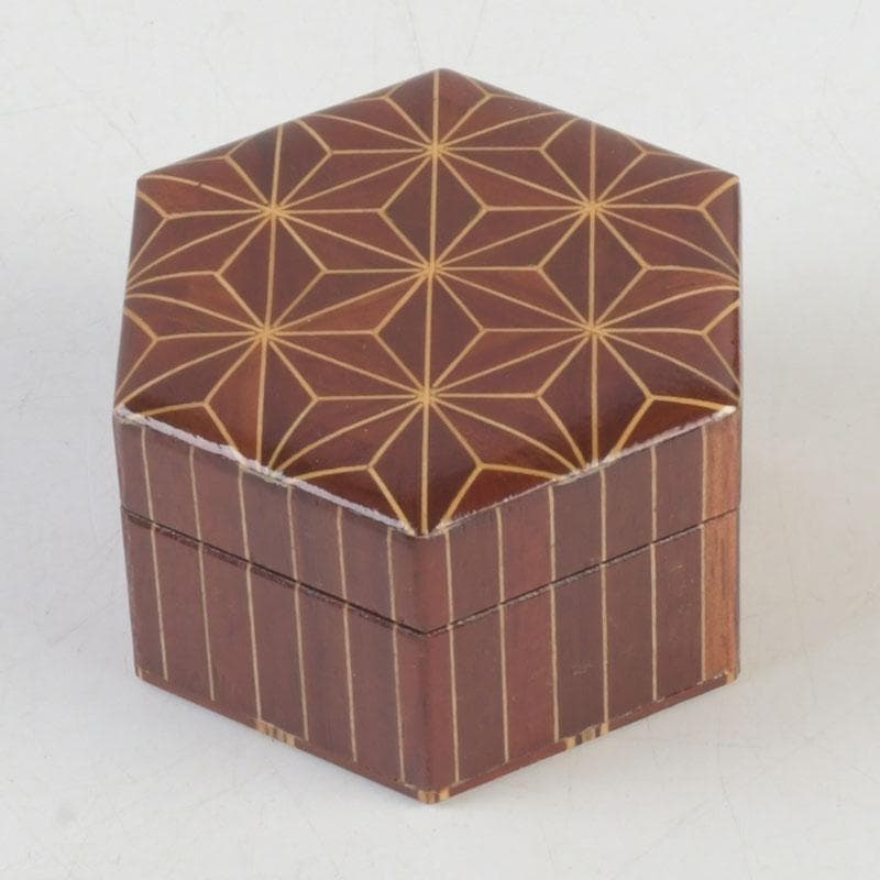 茶道具　鷹の巣　箱根寄木細工　六角香合　箱付　V　9703