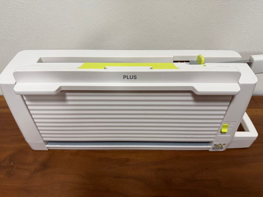 PLUSコンパクト裁断機PK-213断裁機