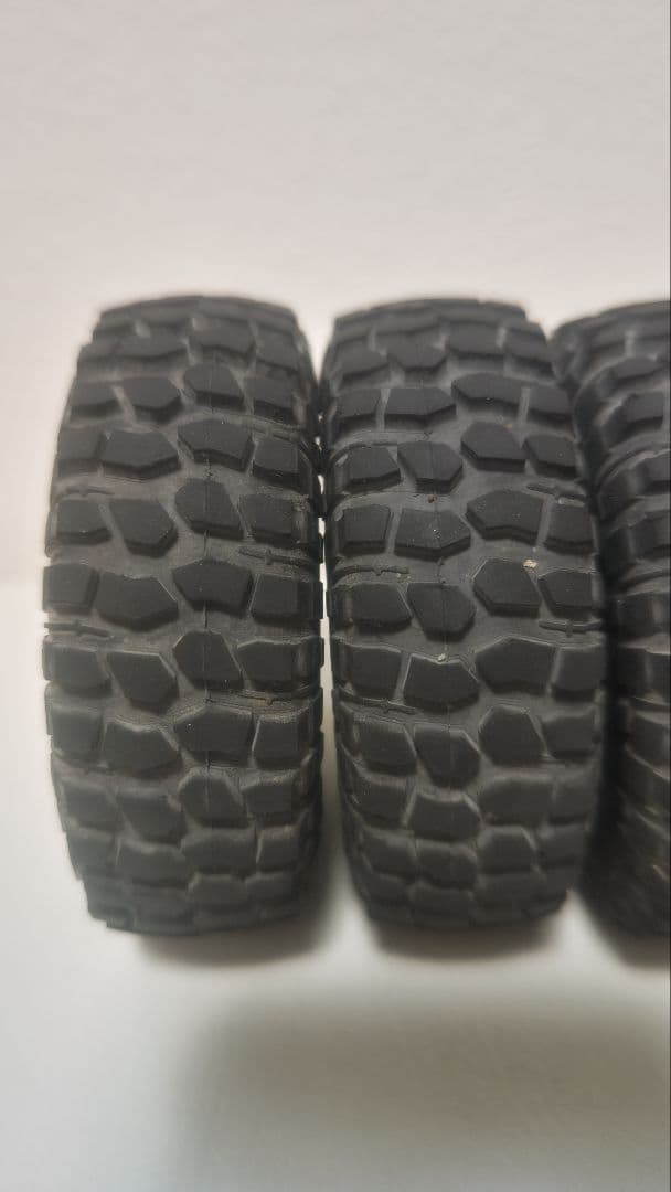 よーちゃんさん専用クローラータイヤ プロライン 1.9