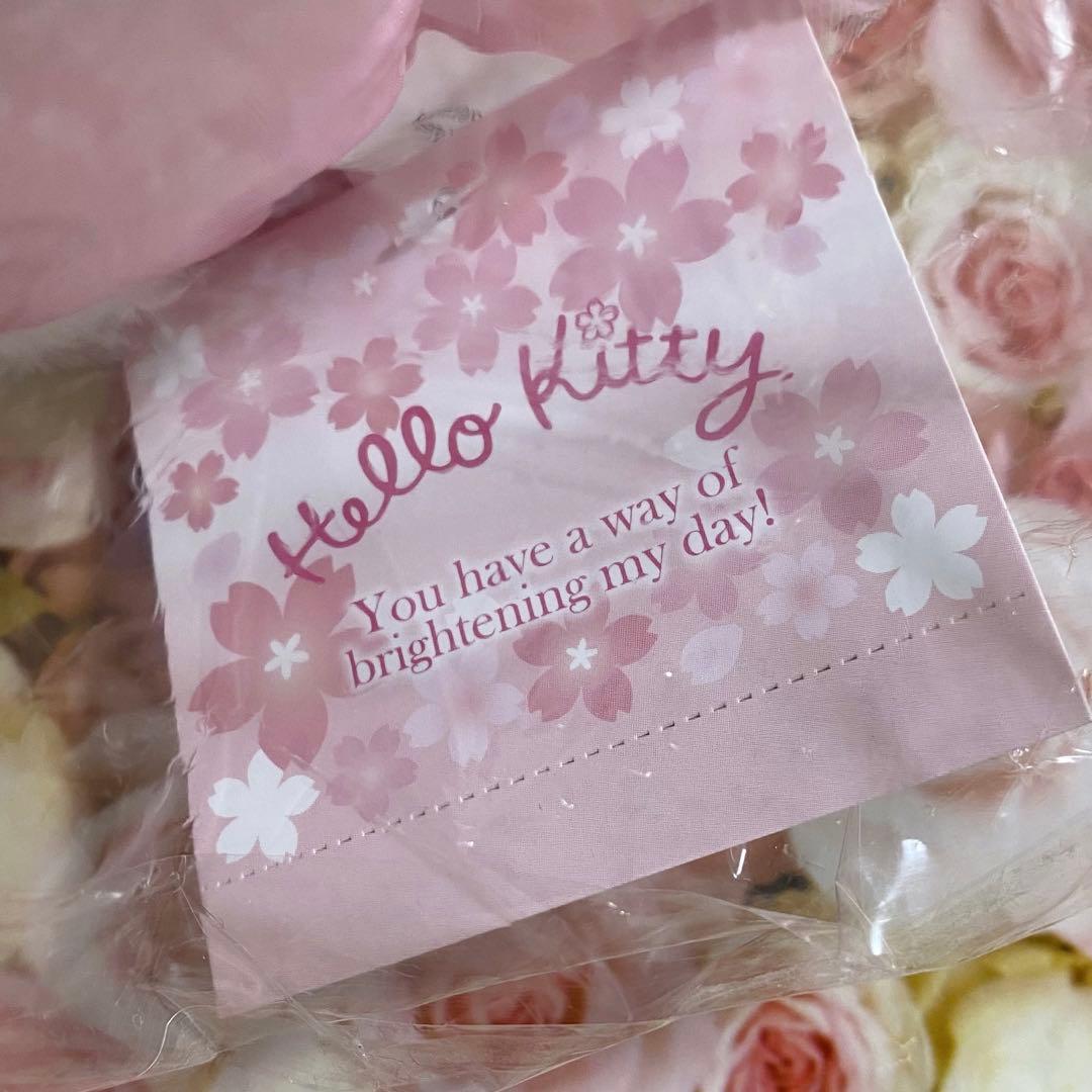 サンリオ　ハローキティ ぬいぐるみ サクラ　チュール　新品