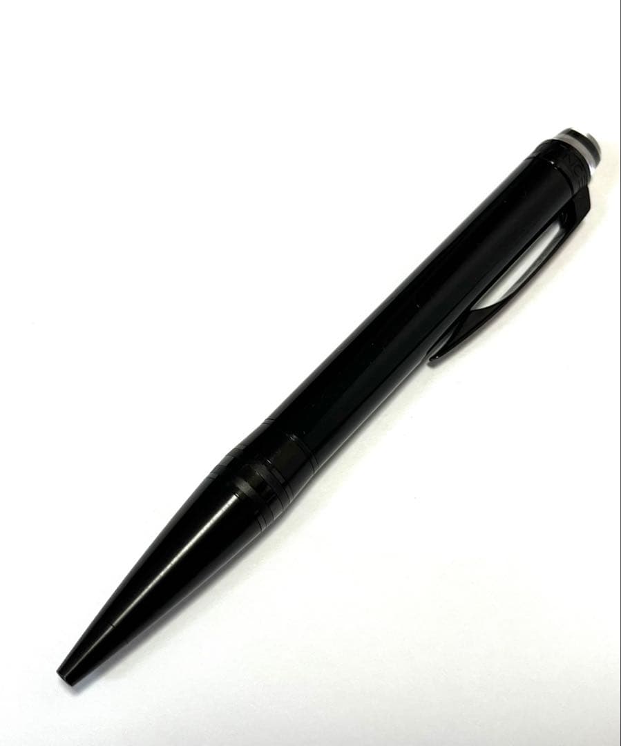 モンブラン　ボールペン　スターウォーカー　黒のボールペン 赤アクセント